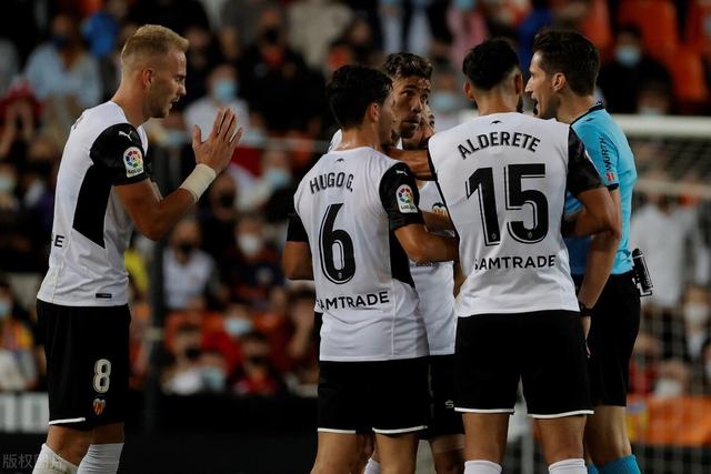 英超-B费破门加纳乔建功 曼联3-0莱斯特城